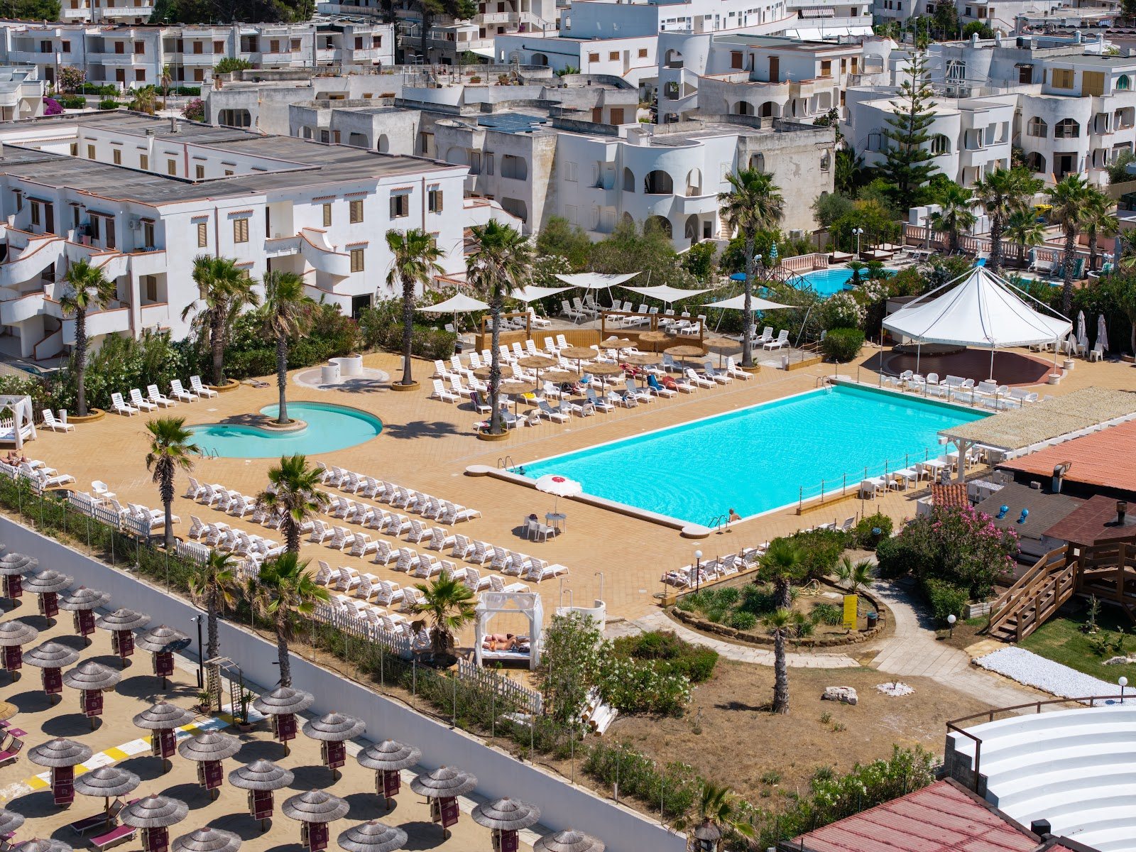 Résidence ou Hôtel ? Comparez-les en un coup d’œil – Blue Marine Village